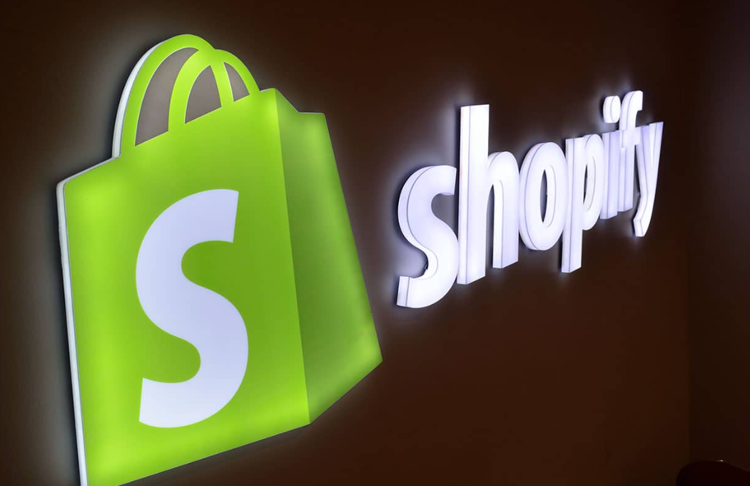 在Shopify平台上如何注册和搭建店铺？