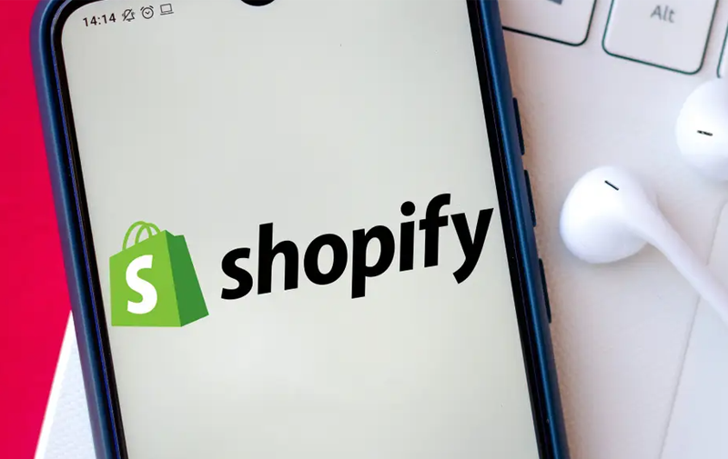 如何在Shopify上上传产品到亚马逊？如何进行操作？