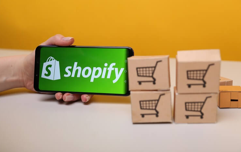 Shopify店铺装修教程是什么？如何选择适合的主题？