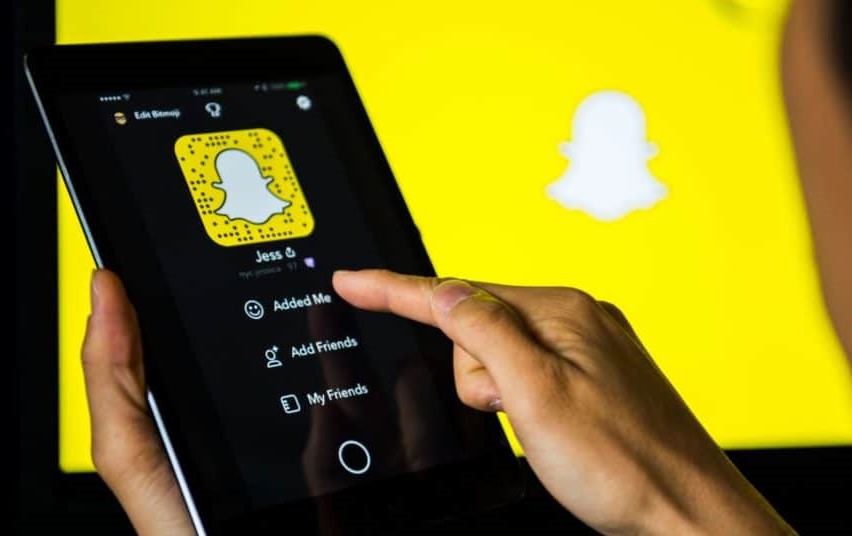 SNAPCHAT 出海，SNAPCHAT如何挣钱？