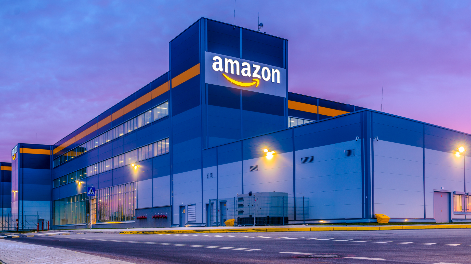 Amazon-building-warehouse-shutterstock_1247288113.jpg